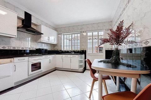 Villa i Ponta Delgada, Sao Miguel, Ponta Delgada - € 1.200.000 | Ref: C0276-02770 - foto 3