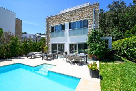 Villa i Oliveira do Douro, Porto, Oliveira do Douro - € 1.300.000 | Ref: 118/26 - foto 3