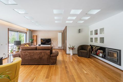 Villa i Oliveira do Douro, Porto, Oliveira do Douro - € 1.300.000 | Ref: 118/26 - foto 11