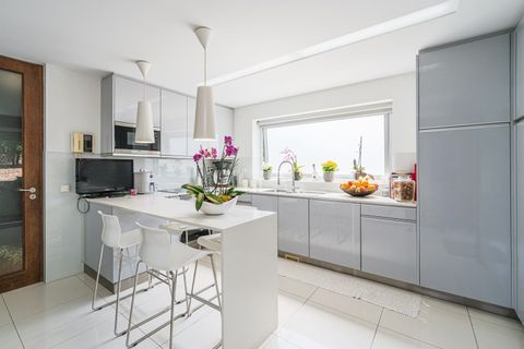 Villa i Oliveira do Douro, Porto, Oliveira do Douro - € 1.300.000 | Ref: 118/26 - foto 16