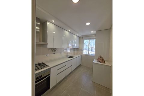 Lejlighed i Amadora, Lisbon, Amadora - € 310.000 | Ref: AP3667 - foto 47