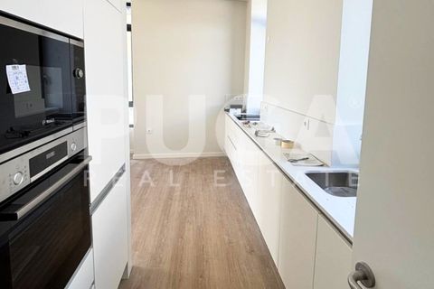Villa i Espinho, Aveiro, Espinho - € 350.000 | Ref: PU-1005-019 - foto 3