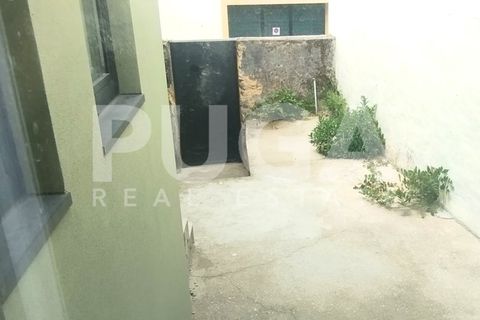 Villa in Espinho, Aveiro, Espinho - € 350.000 | Ref: PU-1005-019 - foto 11