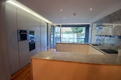 Villa a Porto, Porto, Porto - € 6.000/mes | Ref: 3144ar-p - foto 17
