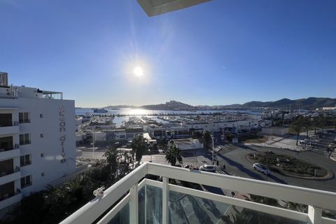 Penthouse i Ibiza, Ibiza, Ibiza - € 3 150 000 | Ref: Ático con solárium privado en Paseo Marítimo - foto 2