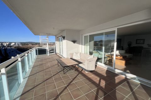 Penthouse i Ibiza, Ibiza, Ibiza - € 3 150 000 | Ref: Ático con solárium privado en Paseo Marítimo - foto 4