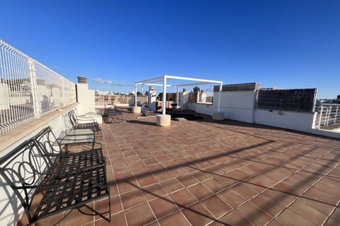 Penthouse i Ibiza, Ibiza, Ibiza - € 3 150 000 | Ref: Ático con solárium privado en Paseo Marítimo - foto 7