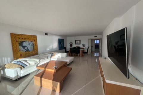 Penthouse i Ibiza, Ibiza, Ibiza - € 3 150 000 | Ref: Ático con solárium privado en Paseo Marítimo - foto 13