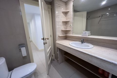 Penthouse i Ibiza, Ibiza, Ibiza - € 3 150 000 | Ref: Ático con solárium privado en Paseo Marítimo - foto 31