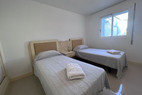 Penthouse i Ibiza, Ibiza, Ibiza - € 3 150 000 | Ref: Ático con solárium privado en Paseo Marítimo - foto 35
