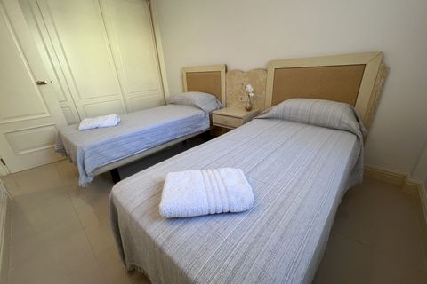 Penthouse i Ibiza, Ibiza, Ibiza - € 3 150 000 | Ref: Ático con solárium privado en Paseo Marítimo - foto 36