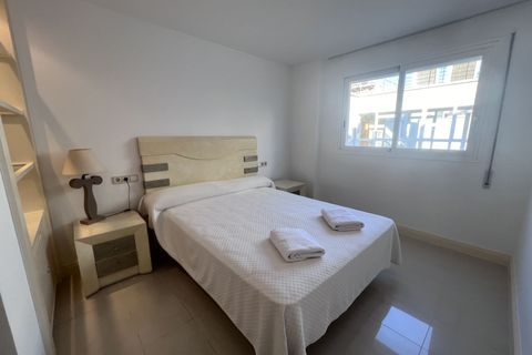 Penthouse i Ibiza, Ibiza, Ibiza - € 3 150 000 | Ref: Ático con solárium privado en Paseo Marítimo - foto 40