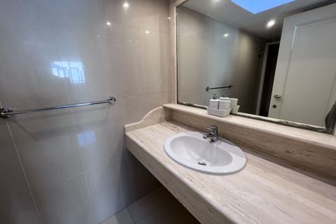 Penthouse i Ibiza, Ibiza, Ibiza - € 3 150 000 | Ref: Ático con solárium privado en Paseo Marítimo - foto 42