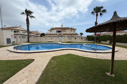 Villa i Playa Flamenca, Alicante, Playa Flamenca - € 269.900 | Ref: HF-90509 - foto 4