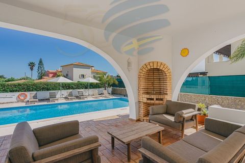 Villa i Carvoeiro, Faro, Carvoeiro - € 1.100.000 | Ref: ALG2419 - foto 2