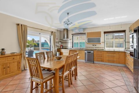 Villa i Carvoeiro, Faro, Carvoeiro - € 1.100.000 | Ref: ALG2419 - foto 10
