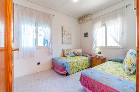 Villa i Playa Flamenca, Alicante, Playa Flamenca - € 599.000 | Ref: 26-286190241862/75957 - foto 21