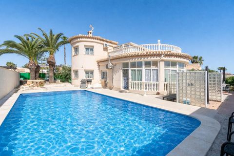 Villa i Playa Flamenca, Alicante, Playa Flamenca - € 599.000 | Ref: 26-286190241862/75957 - foto 44