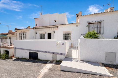 Rækkehus i La Marina, Alicante, La Marina - € 124.950 | Ref: NP:883 - foto 1
