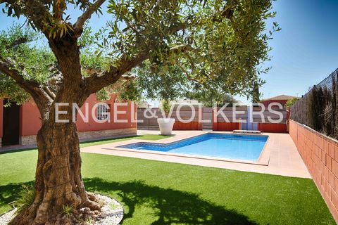 Villa a Navata, Gerona, Navata - € 850.000 | Ref: W-04A6MF - foto 3