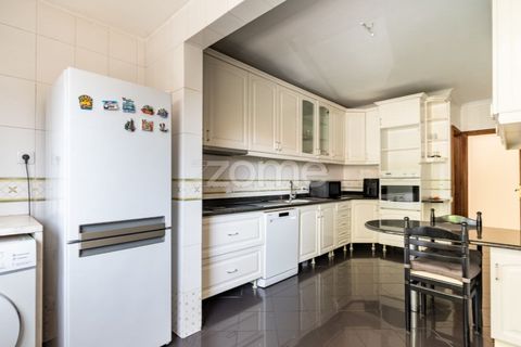 Villa i Oliveira do Douro, Porto, Oliveira do Douro - € 630.000 | Ref: ZMPT589483 - foto 8