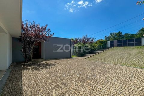 Villa i Vila Verde, Braga, Vila Verde - € 780.000 | Ref: ZMPT565549 - foto 8