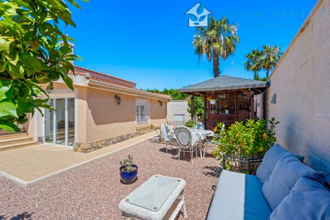 Villa i Rojales, Alicante, Rojales - € 559.000 | Ref: Ciudad Quesada - foto 16