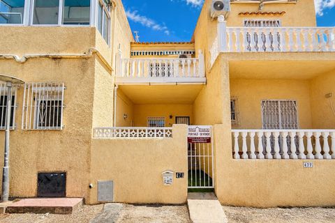Rækkehus i La Marina, Alicante, La Marina - € 149.000 | Ref: NP:886 - foto 1