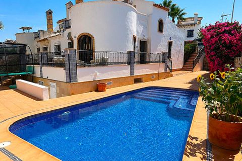 Villa en Algorfa, Alicante, Algorfa - € 449.900 | Ref: 900O72744 - photo 1