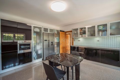 Villa i Cascais, Lisbon, Cascais - € 2.150.000 | Ref: C0364-06013 - foto 10