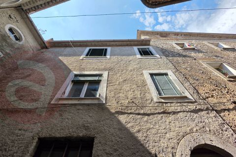 Erhvervsejendom i Arce, Frosinone, Arce - € 39.000 | Ref: AC99-149-1759 - foto 2