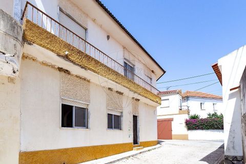 Villa i Alenquer, Lisbon, Alenquer - € 285.000 | Ref: PE-123751599-46 - foto 3