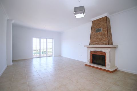 Villa i Setubal, Setubal, Setubal - € 575.000 | Ref: TRI-122-26-AM - foto 2