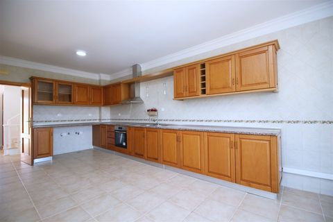 Villa i Setubal, Setubal, Setubal - € 575.000 | Ref: TRI-122-26-AM - foto 3