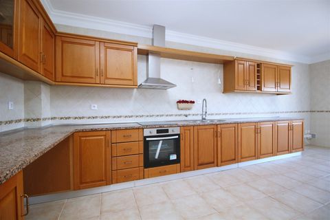 Villa i Setubal, Setubal, Setubal - € 575.000 | Ref: TRI-122-26-AM - foto 4