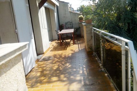 Villa a Nimes, Gard, Nimes - € 1.360/mes | Ref: 616745 - foto 3