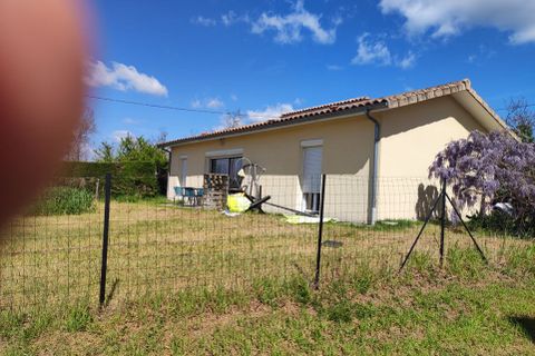 Villa a Abzac, Gironde, Abzac - € 800/mes | Ref: 881021 - foto 2