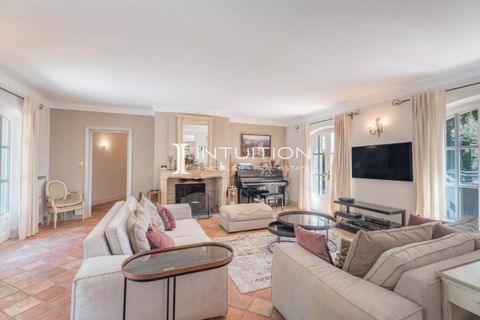 Villa i Mougins, Alpes-Maritimes, Mougins - € 3.580.000 | Ref: getkey_u_533948342 - foto 11