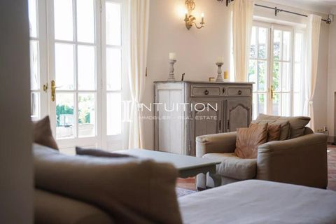 Villa i Mougins, Alpes-Maritimes, Mougins - € 3.580.000 | Ref: getkey_u_533948342 - foto 30