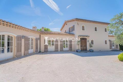 Villa i Mougins, Alpes-Maritimes, Mougins - € 3.580.000 | Ref: getkey_u_533948342 - foto 38
