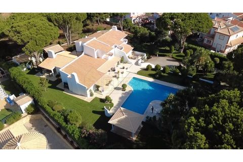 Villa i Albufeira, Faro, Albufeira - € 4.500.000 | Ref: M108B - foto 1