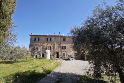 Villa i Volterra, Pisa, Volterra - € 350.000 | Ref: A-327-1365591 - foto 1