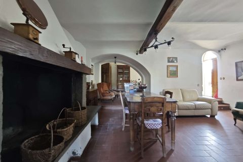 Villa i Volterra, Pisa, Volterra - € 350.000 | Ref: A-327-1365591 - foto 9
