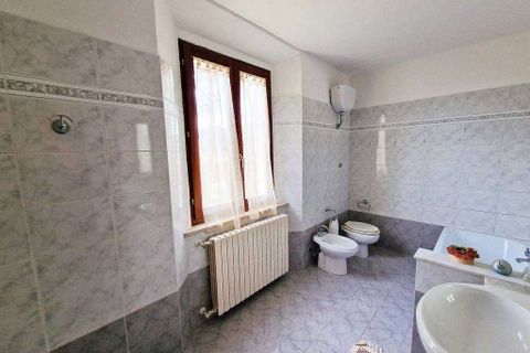 Farm hus i Pomarance, Pisa, Pomarance - € 295.000 | Ref: R05002PORU-1366356 - foto 11