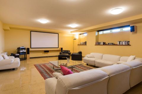 Villa a Verbania, Verbano Cusio Ossola, Verbania - € 4.500.000 | Ref: W-028VNI-1366919 - foto 17