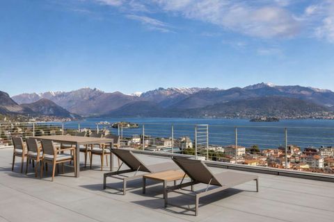 Villa i Stresa, Verbano Cusio Ossola, Stresa - € 2.360.000 | Ref: W-046XUV-1366940 - foto 2