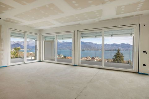 Villa i Stresa, Verbano Cusio Ossola, Stresa - € 2.360.000 | Ref: W-046XUV-1366940 - foto 6