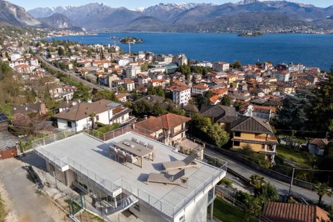 Villa i Stresa, Verbano Cusio Ossola, Stresa - € 2.360.000 | Ref: W-046XUV-1366940 - foto 12