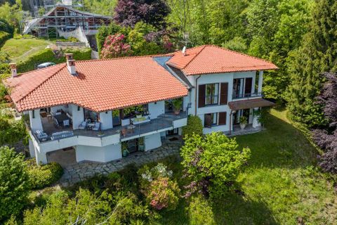 Villa i Gignese, Verbano Cusio Ossola, Gignese - € 1.870.000 | Ref: W-049HGC-1366986 - foto 25