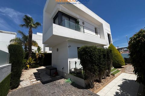 Villa en Ciudad Quesada, Alicante, Ciudad Quesada - € 525.000 | Ref: FBU22102 - photo 18